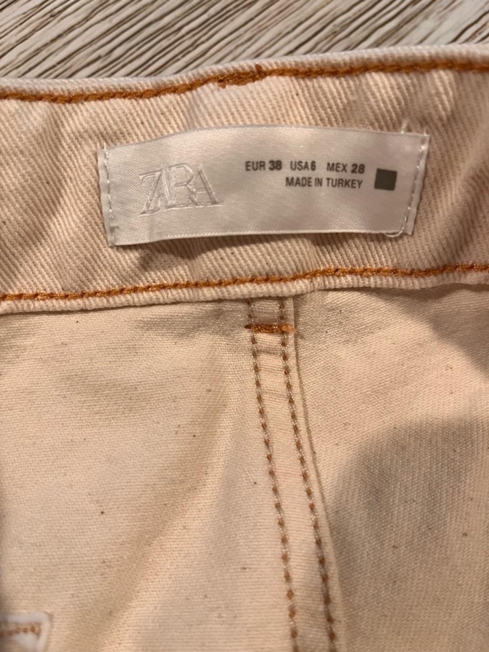 Zara High-Waist Cream 100% Cotton Wide Leg Contrast Stitch Jeans Size 6 - Picture 10 of 16